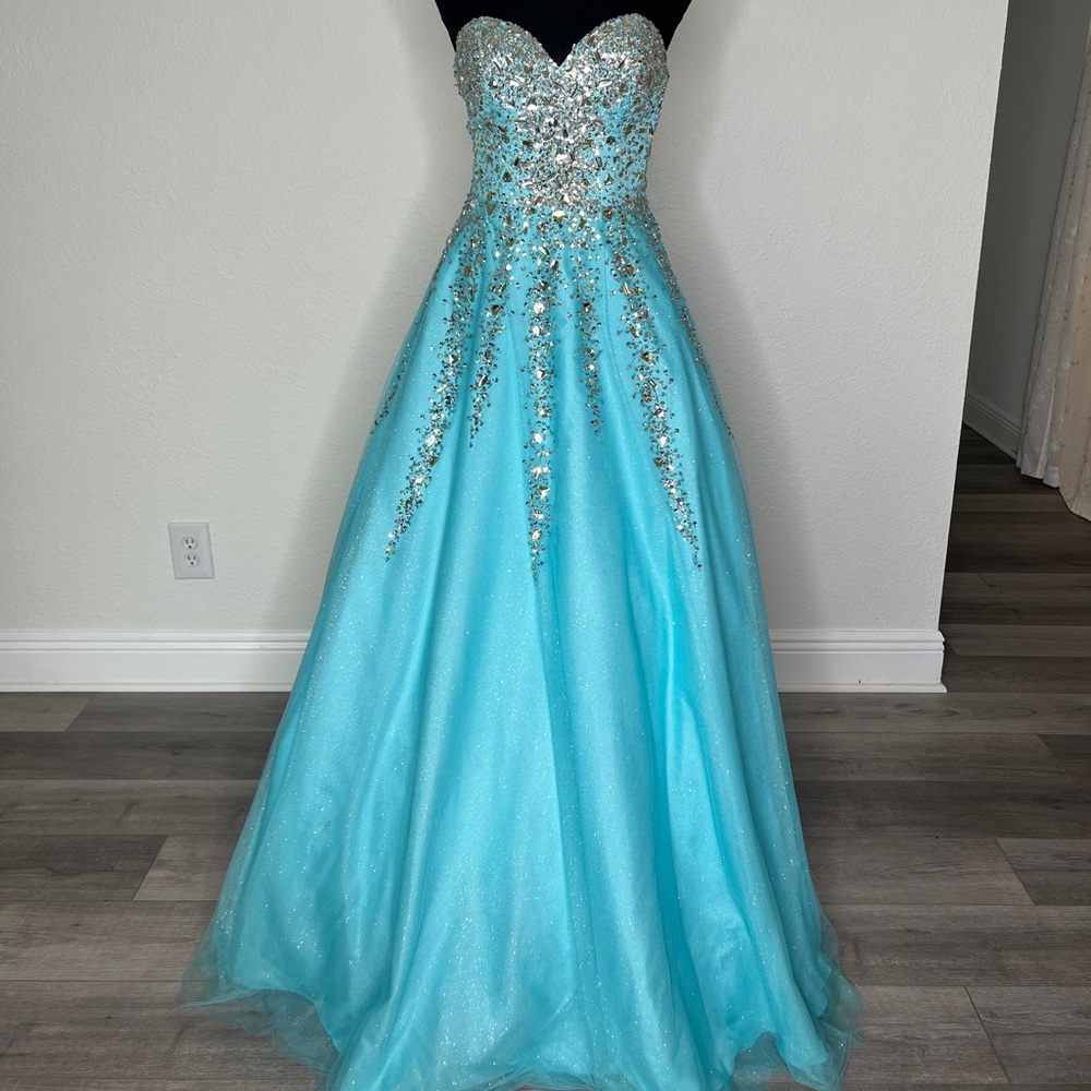 Alyce Paris Elegant Strapless Blue Gown